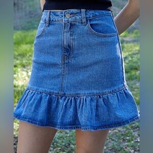 J Galt denim ruffle skirt, small 🔵